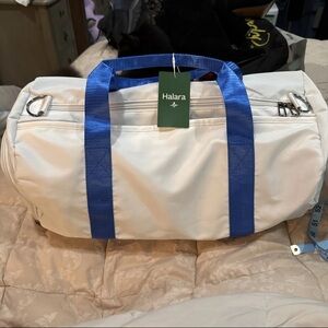 HALARA Men's Duffel Bag in White with Blue Straps